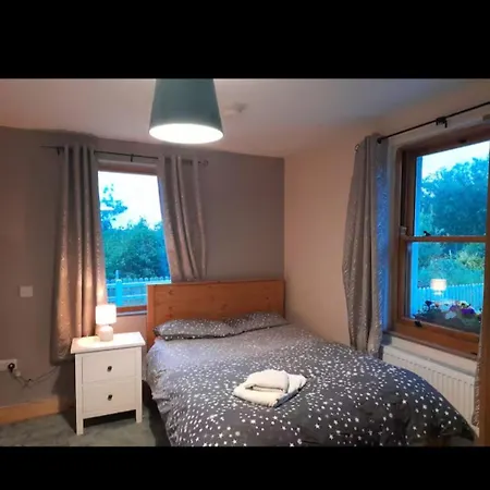 Cottage Home Penzion Kinlough